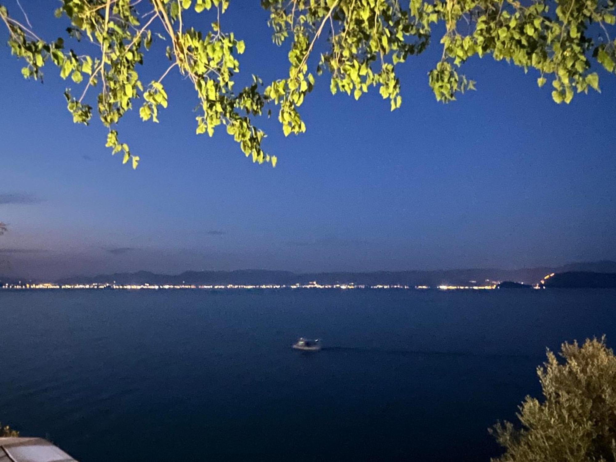 KivérionOstria Linamare公寓 外观 照片